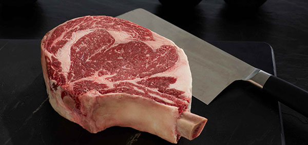 Sourced to Stand Out: Chairman’s Reserve Platinum™ Angus Beef